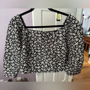 Levi's Black and White The Statement Blouse